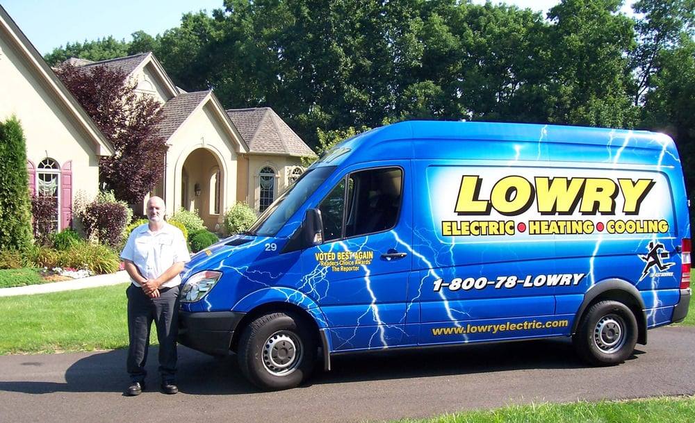 Lowry Truck with Technician